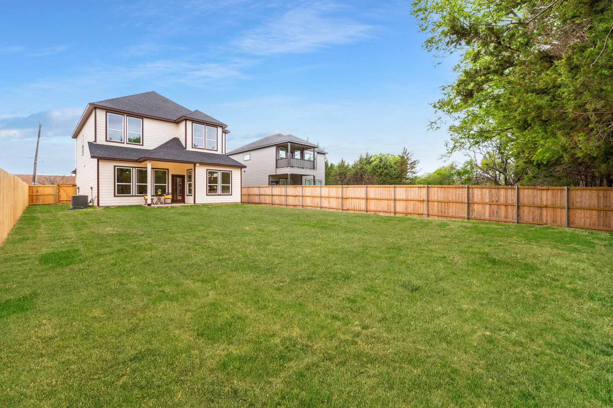 232 Hilltop Drive Ennis TX 75119