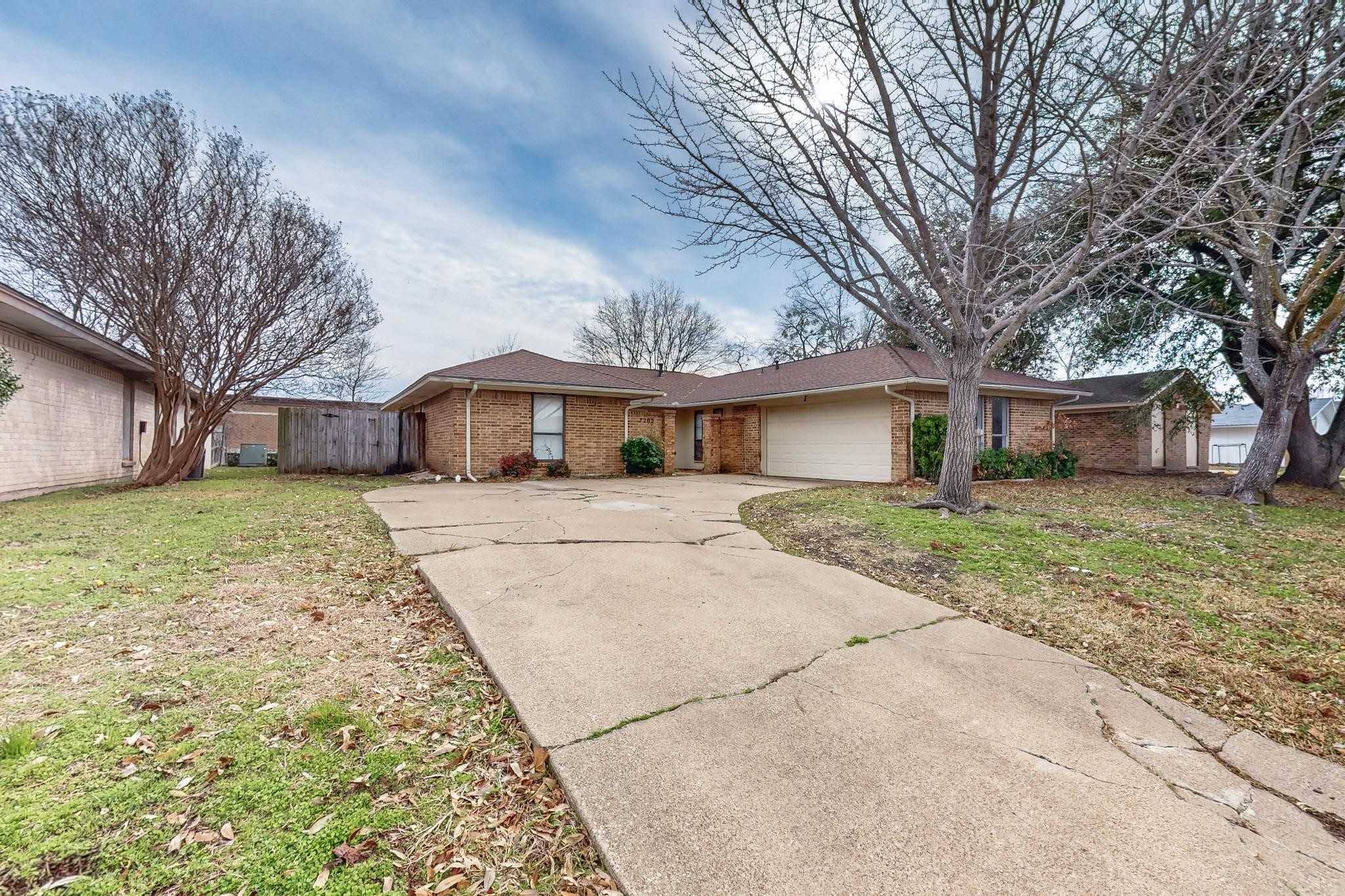 7202 Lakeshore Drive Rowlett TX 75089