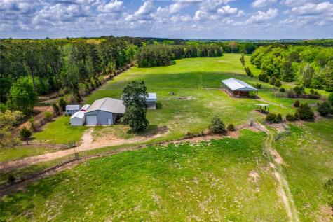 1050 County Road 2618 Marietta TX 75566