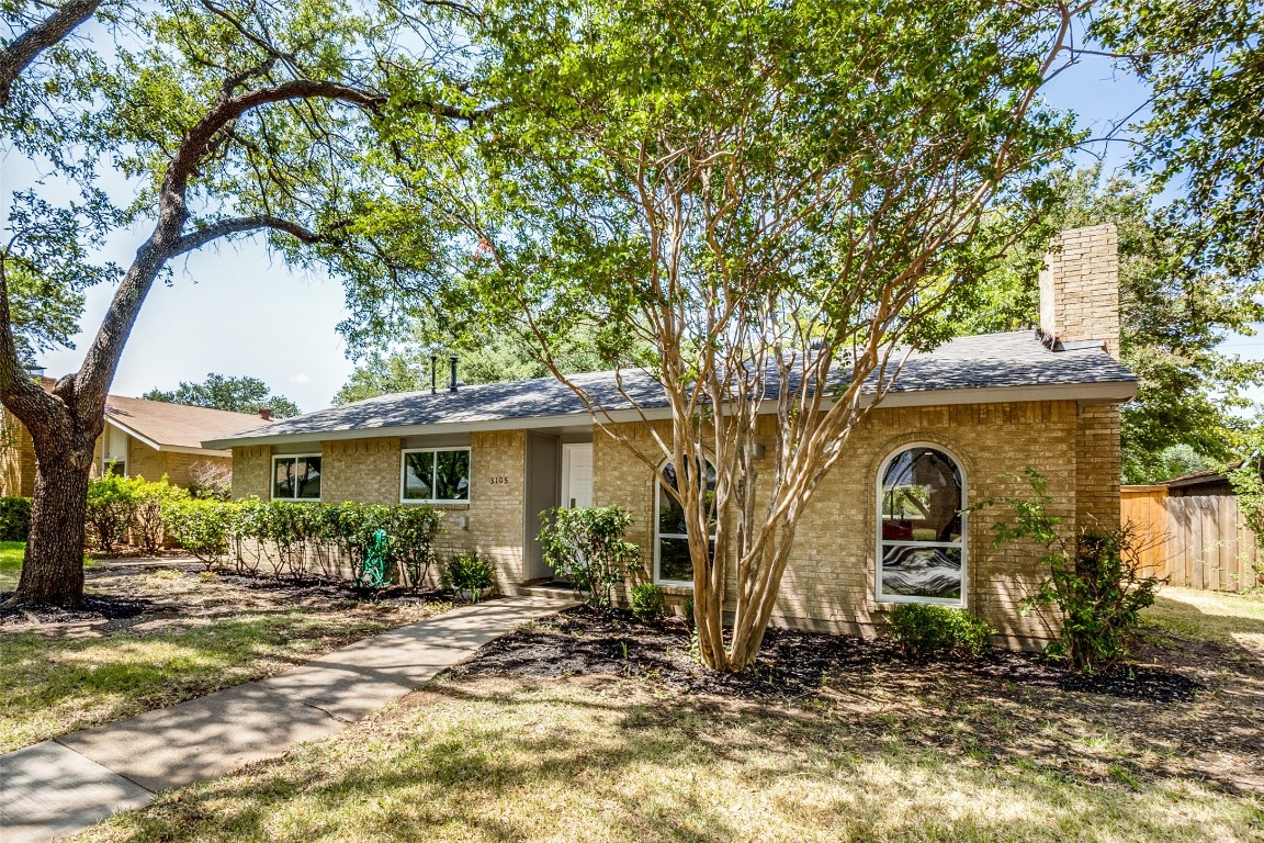 3105 Teakwood Drive Garland TX 75044