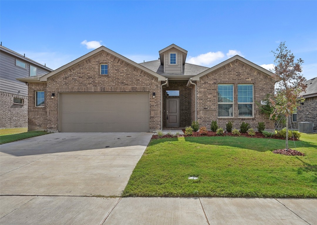 1206 Burlingame Drive Cleburne TX 76033
