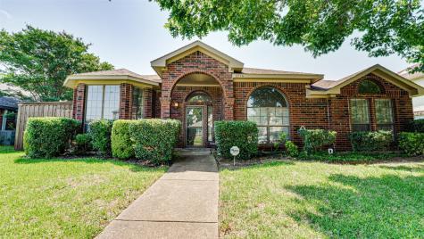 2536 Beau Drive Mesquite TX 75181