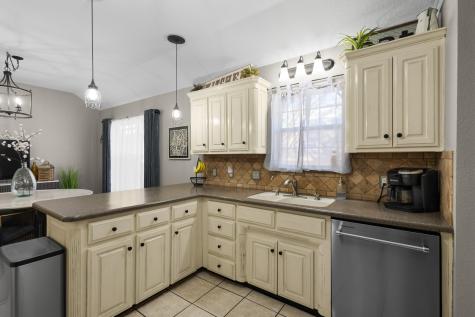 1701 Oakmeadow Drive Decatur TX 76234