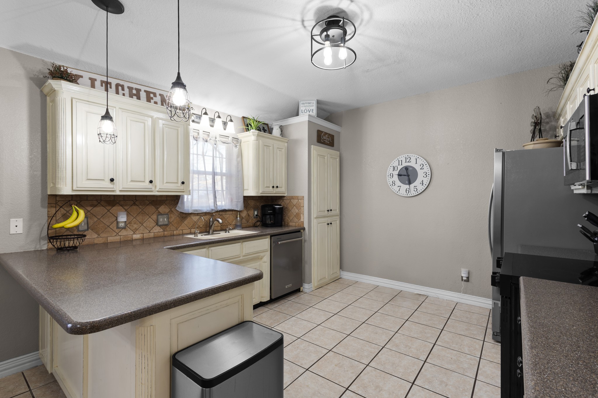 1701 Oakmeadow Drive Decatur TX 76234