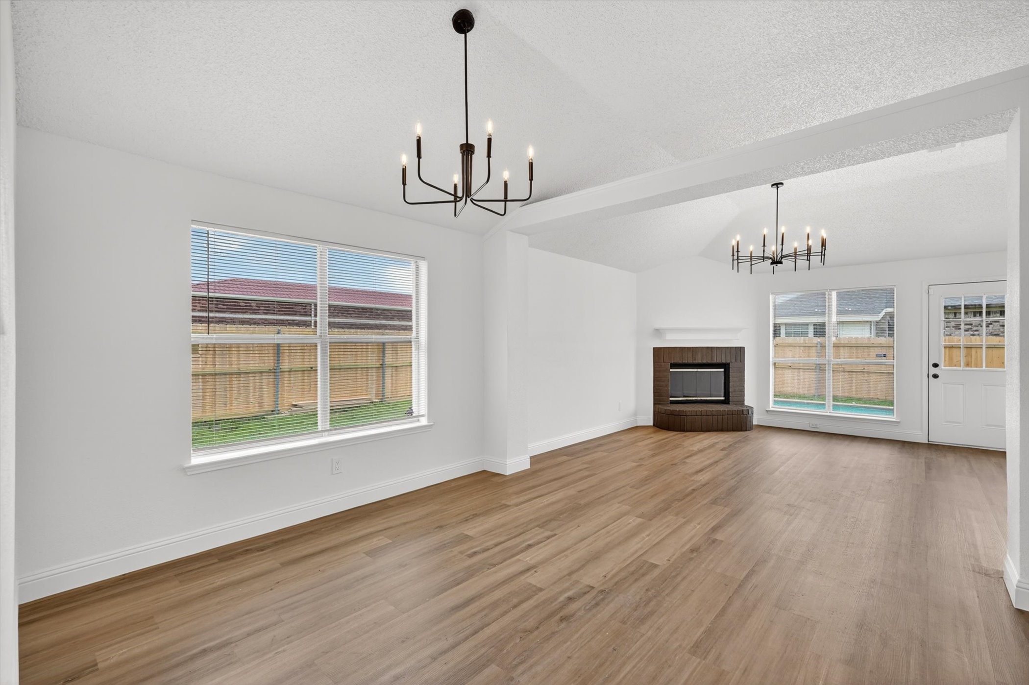 8194 Waterside Trail Fort Worth TX 76137
