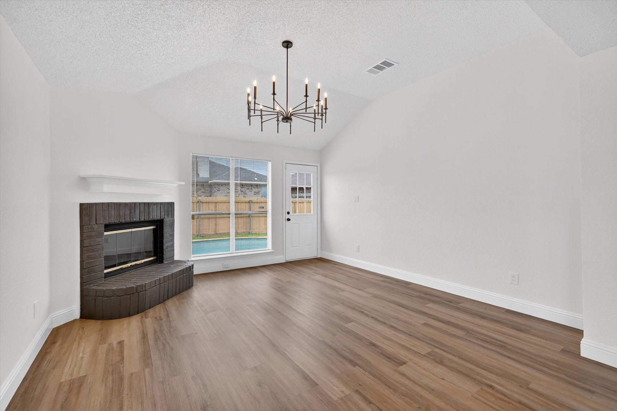 8194 Waterside Trail Fort Worth TX 76137