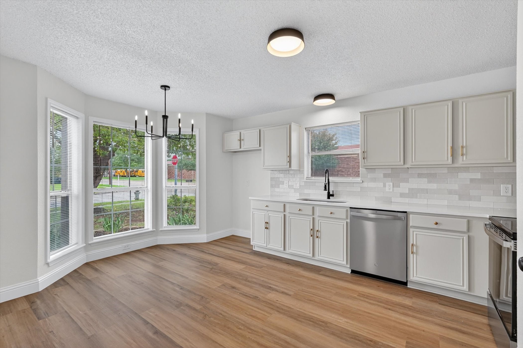 8194 Waterside Trail Fort Worth TX 76137