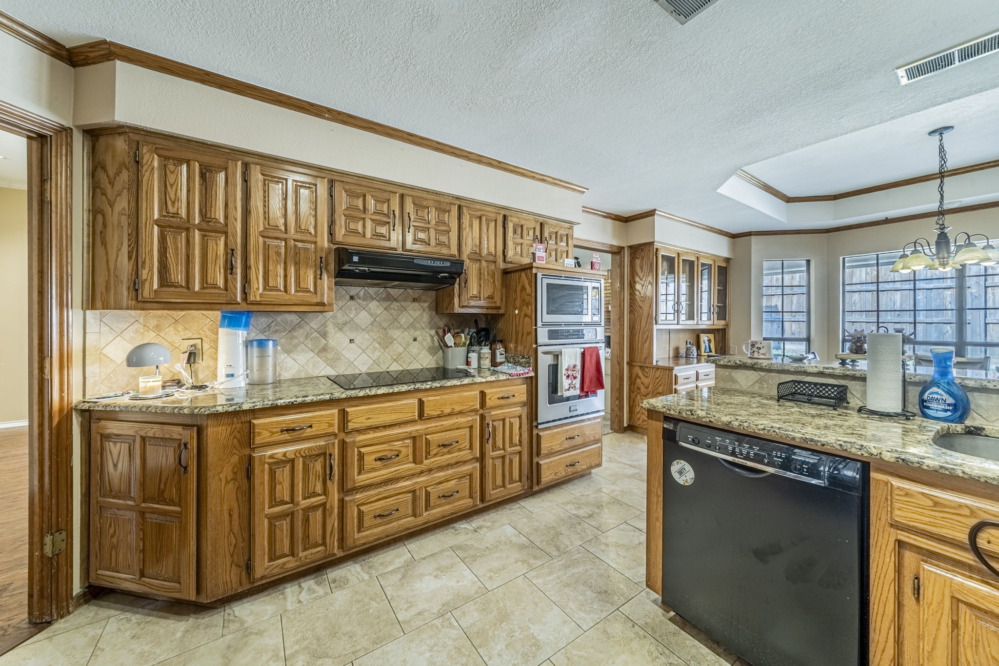 5609 Euclid Drive Arlington TX 76013