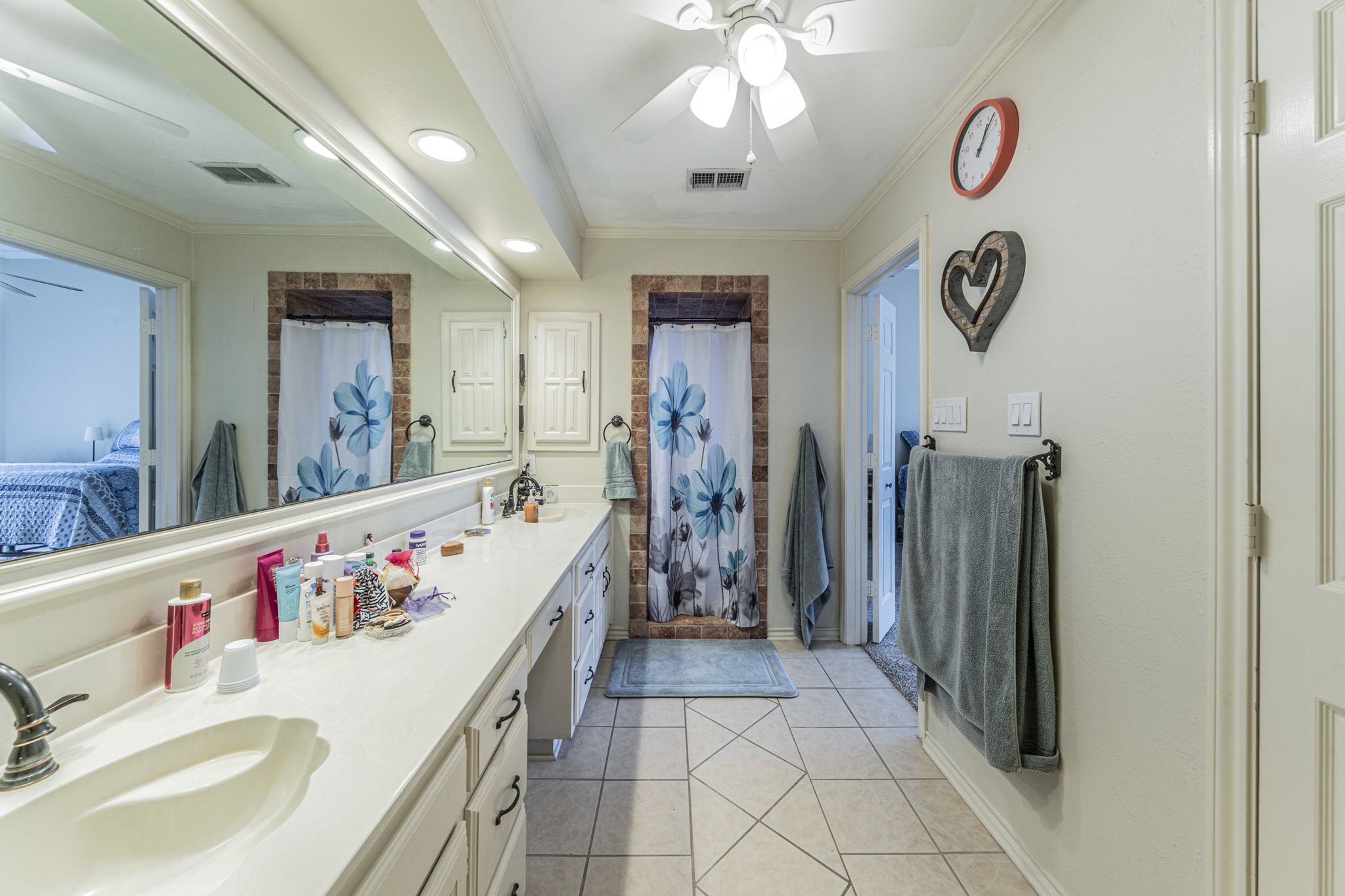 5609 Euclid Drive Arlington TX 76013