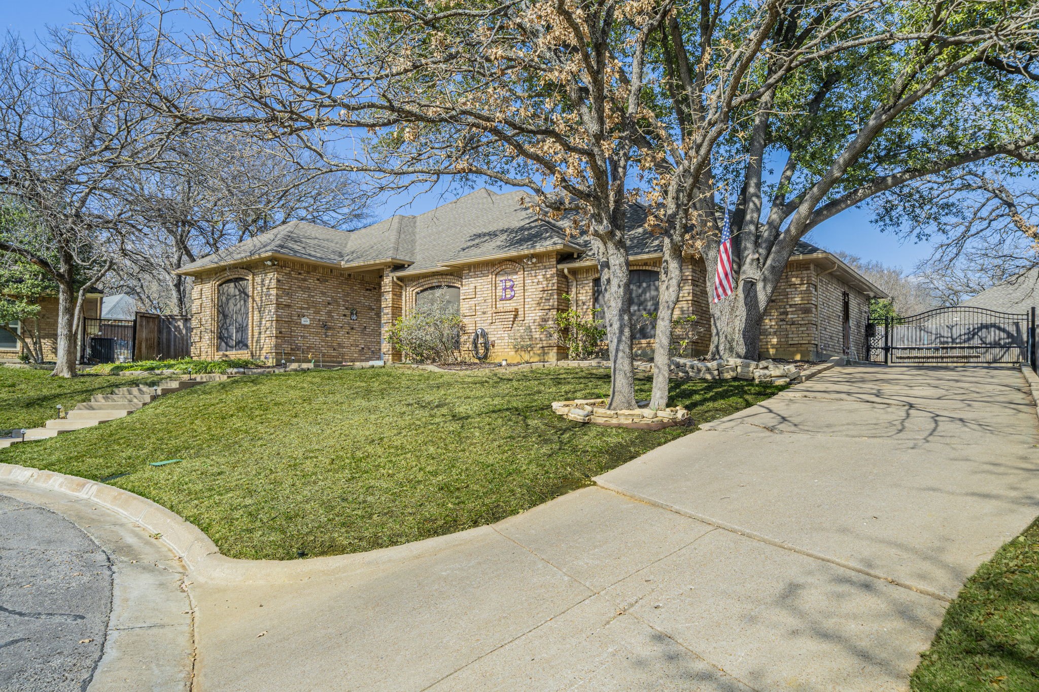 5609 Euclid Drive Arlington TX 76013