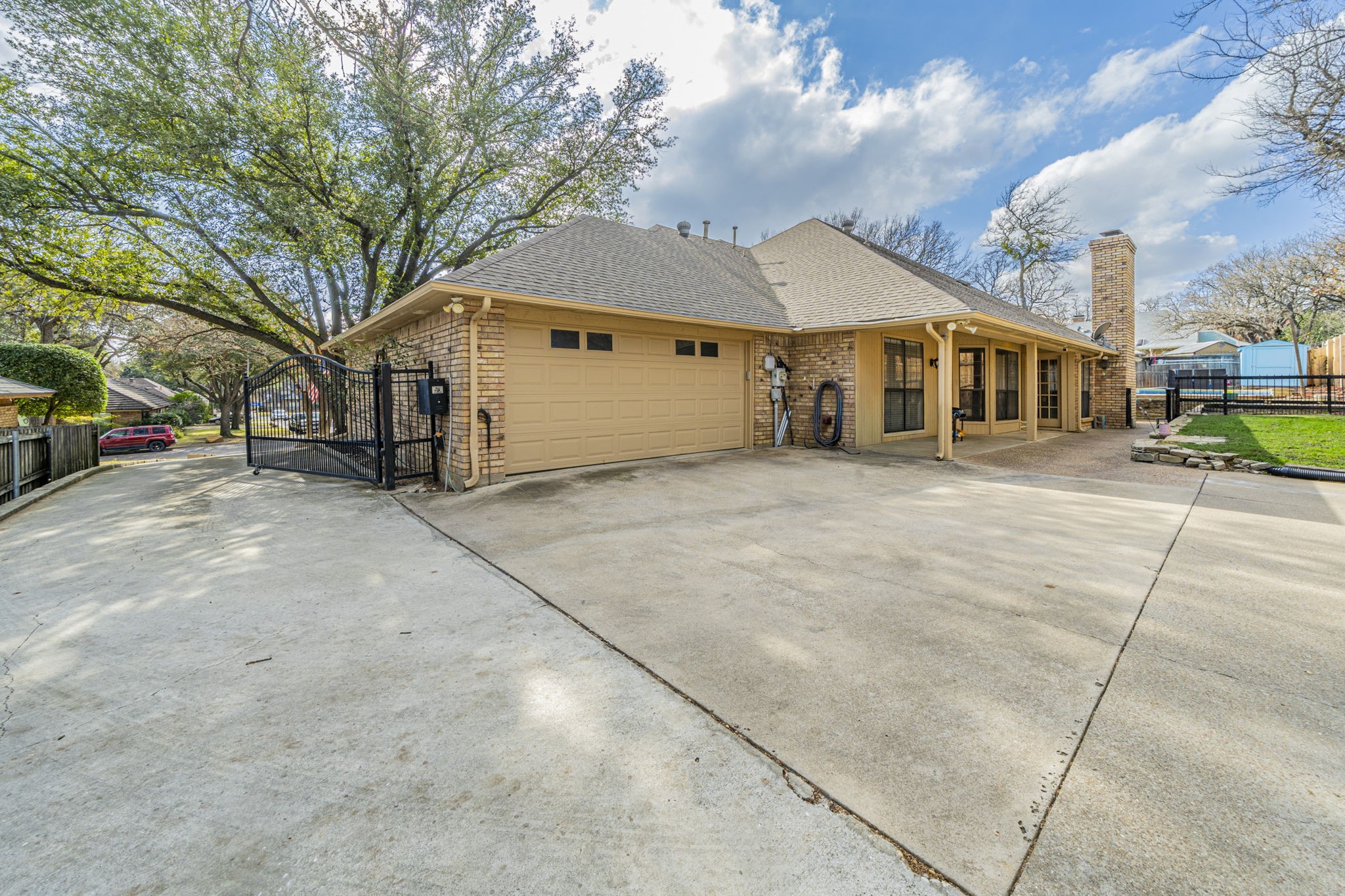 5609 Euclid Drive Arlington TX 76013
