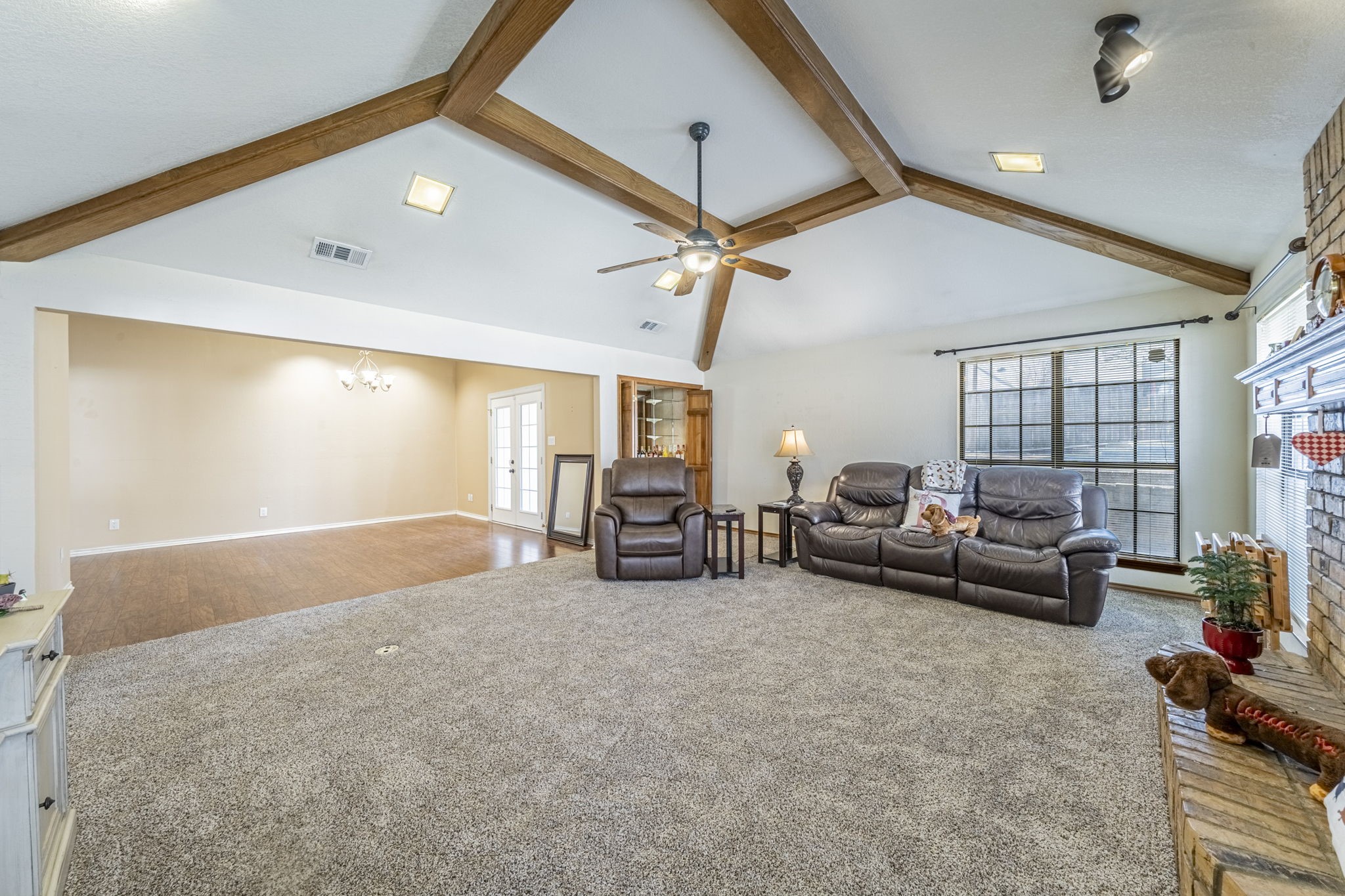 5609 Euclid Drive Arlington TX 76013
