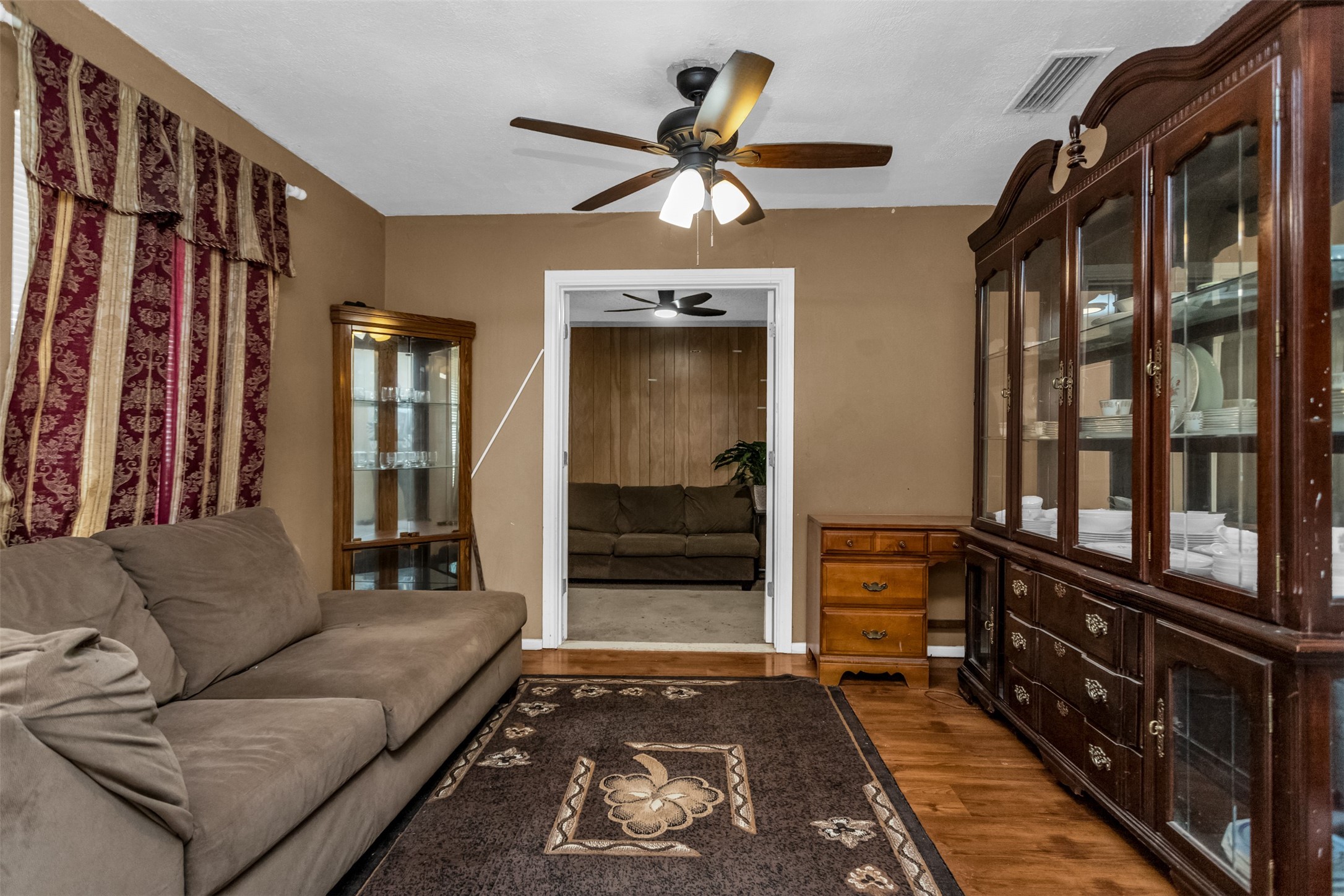 1217 Greencove Drive Garland TX 75040