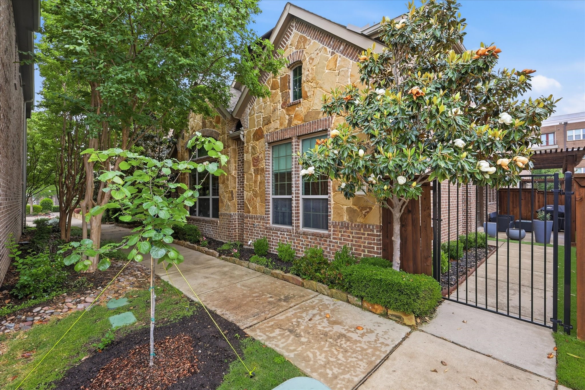 2511 Charlie Bird Parkway Farmers Branch TX 75234