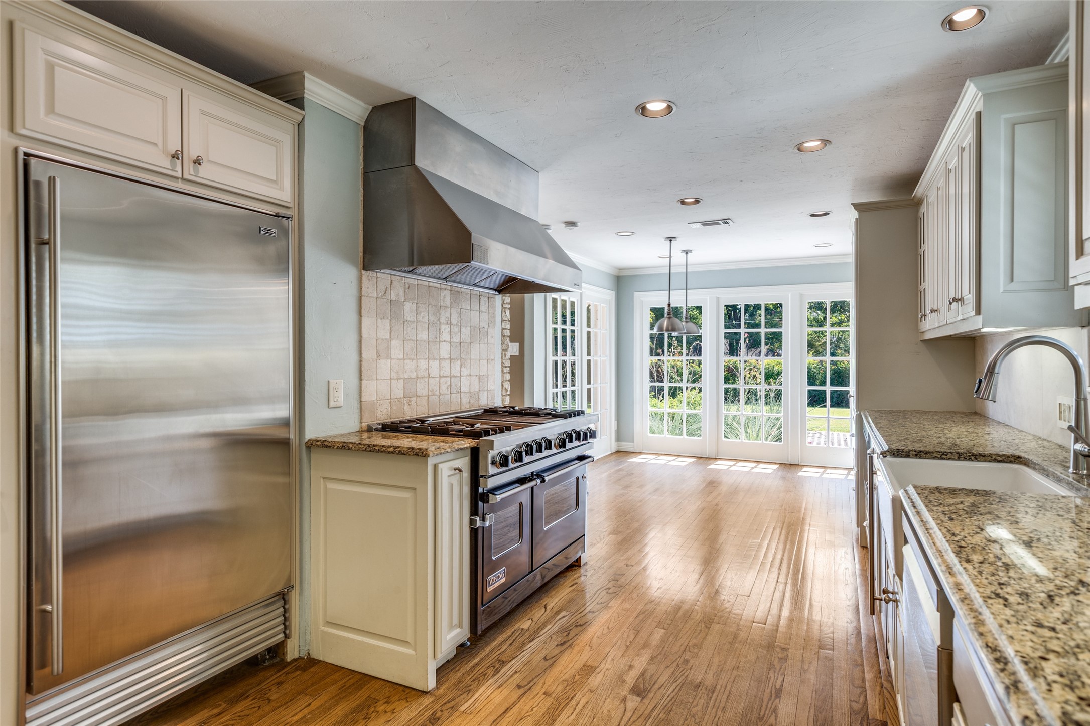 4824 Allencrest Lane Dallas TX 75244