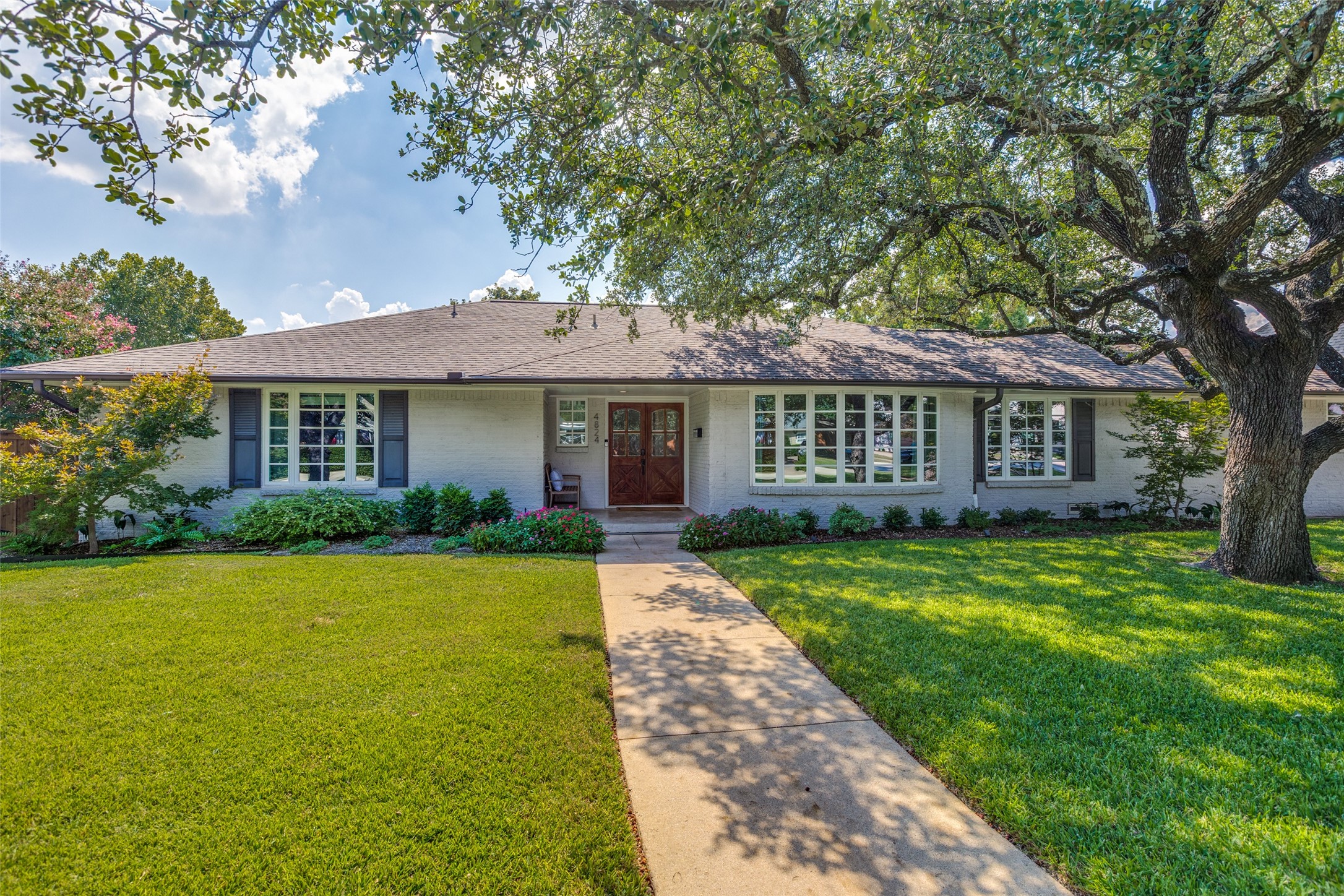 4824 Allencrest Lane Dallas TX 75244