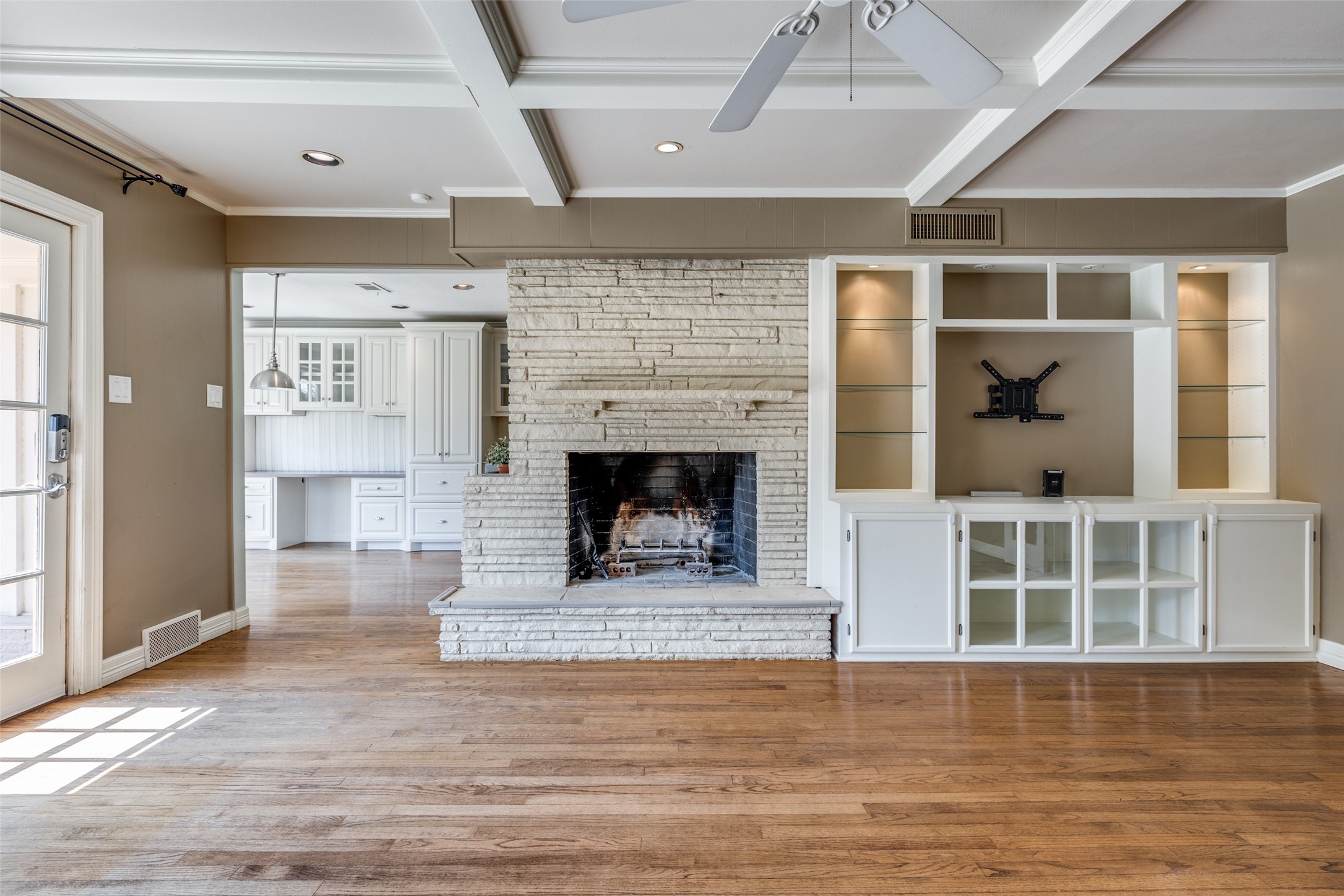 4824 Allencrest Lane Dallas TX 75244