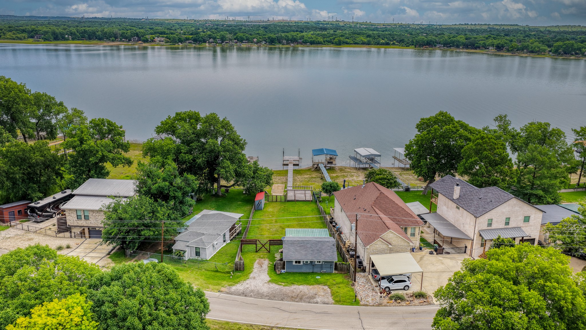 1028 W Lake Drive Weatherford TX 76087