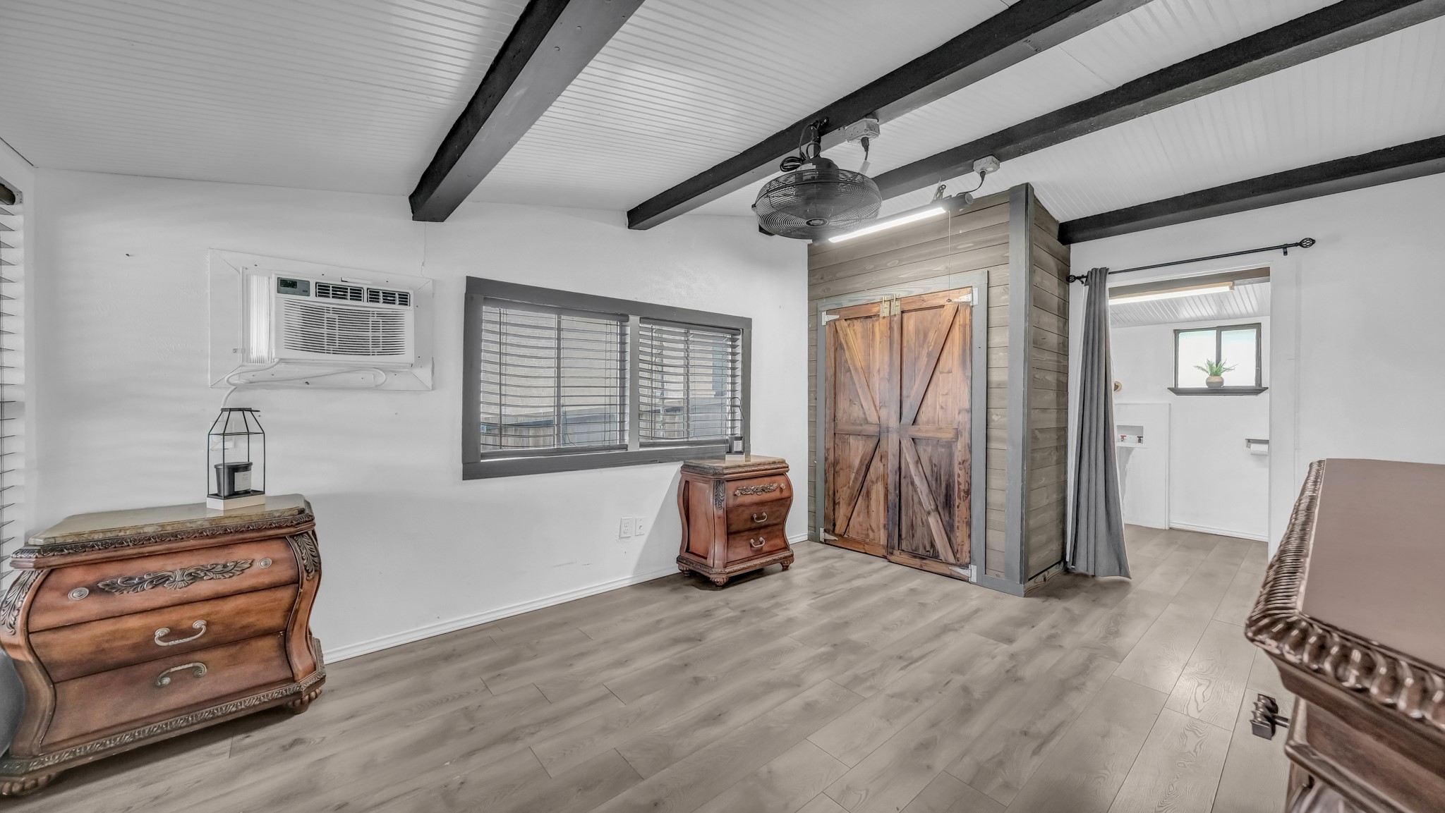 1028 W Lake Drive Weatherford TX 76087