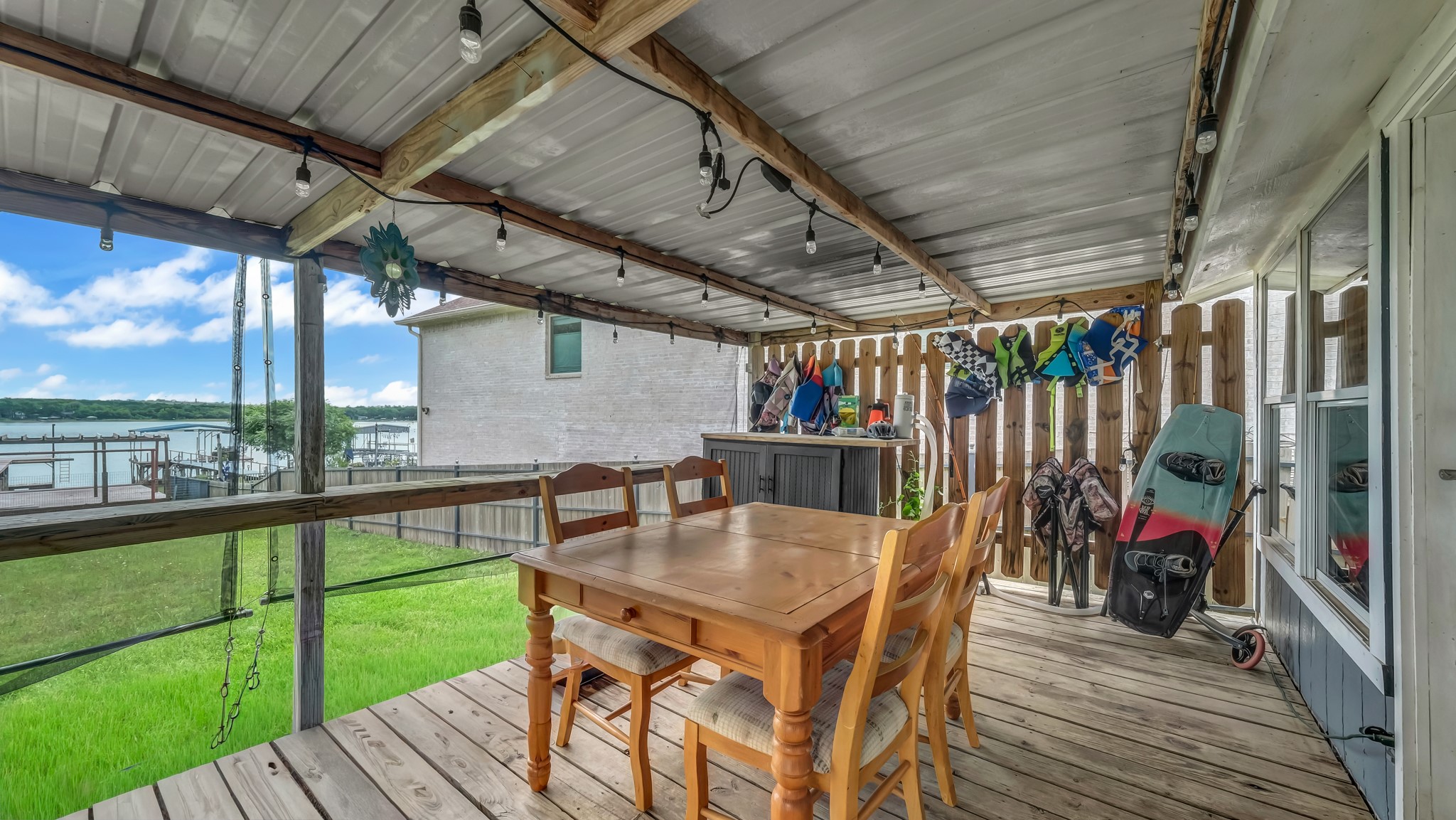 1028 W Lake Drive Weatherford TX 76087