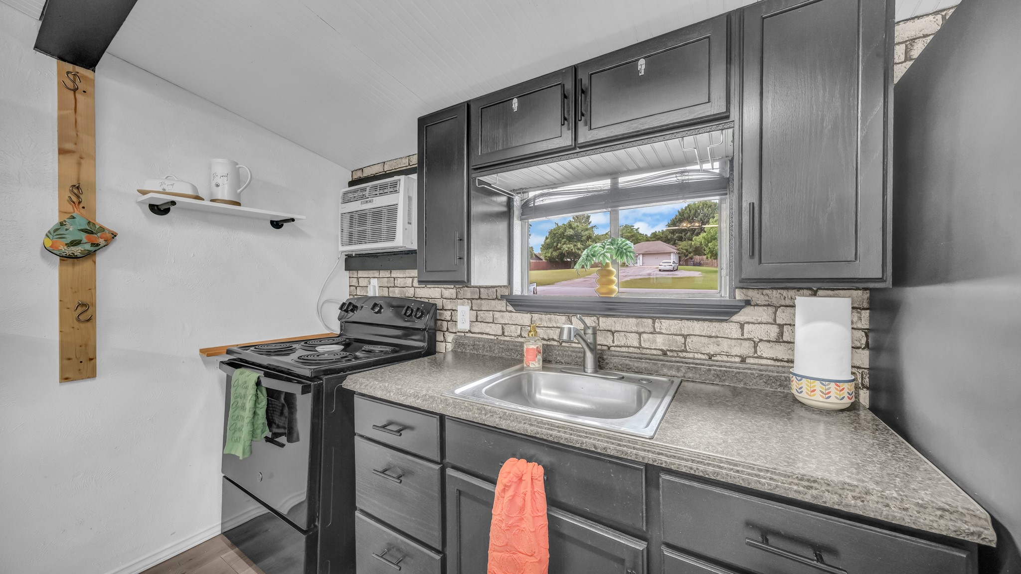 1028 W Lake Drive Weatherford TX 76087