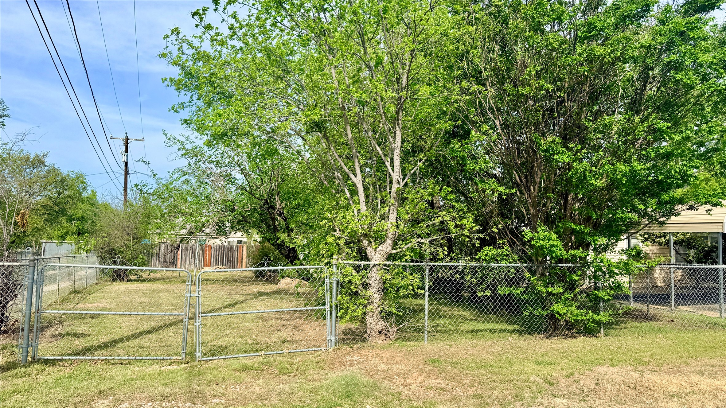 1122 4th Street Graham TX 76450