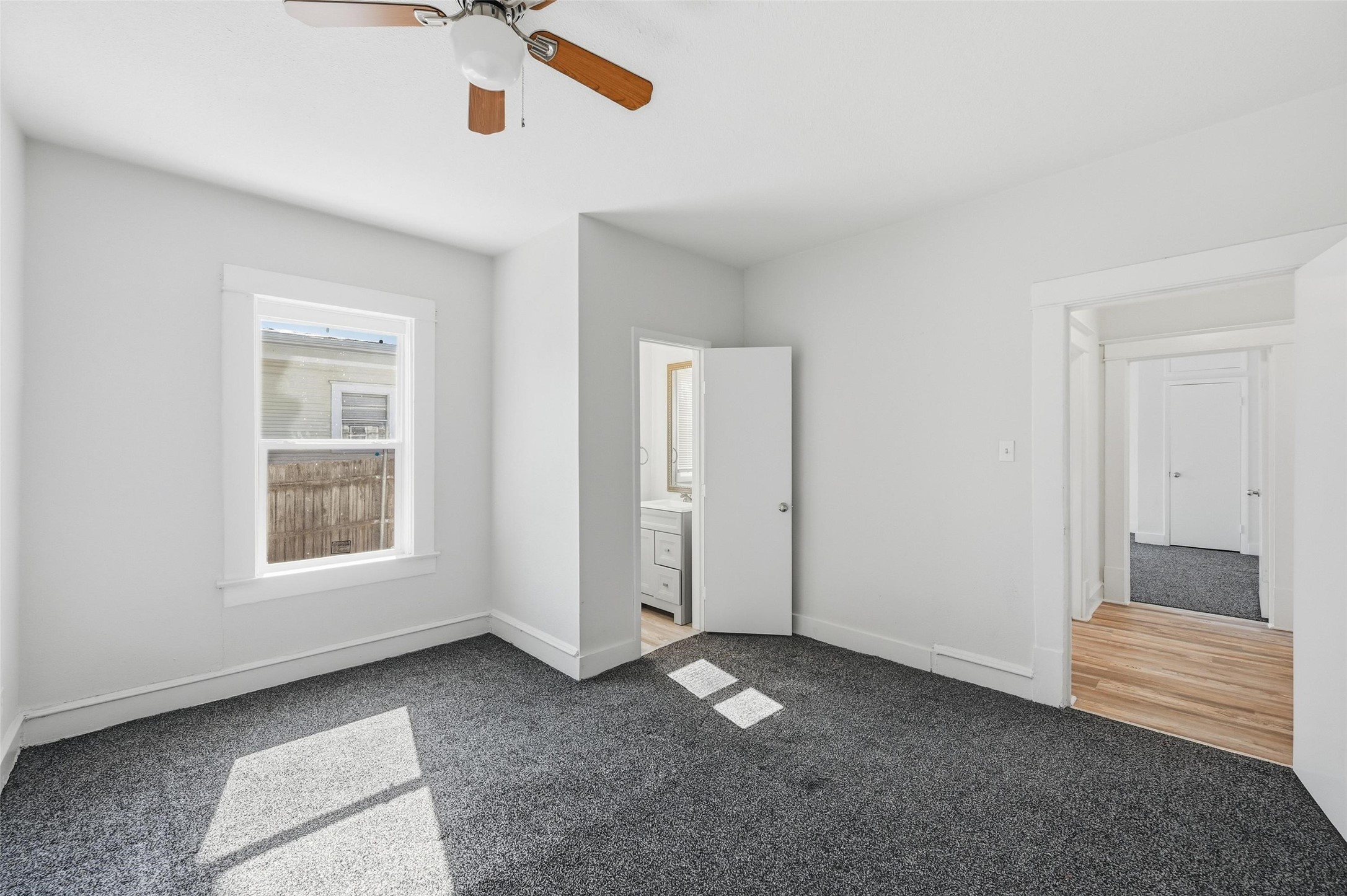 526 S Clinton Avenue Dallas TX 75208