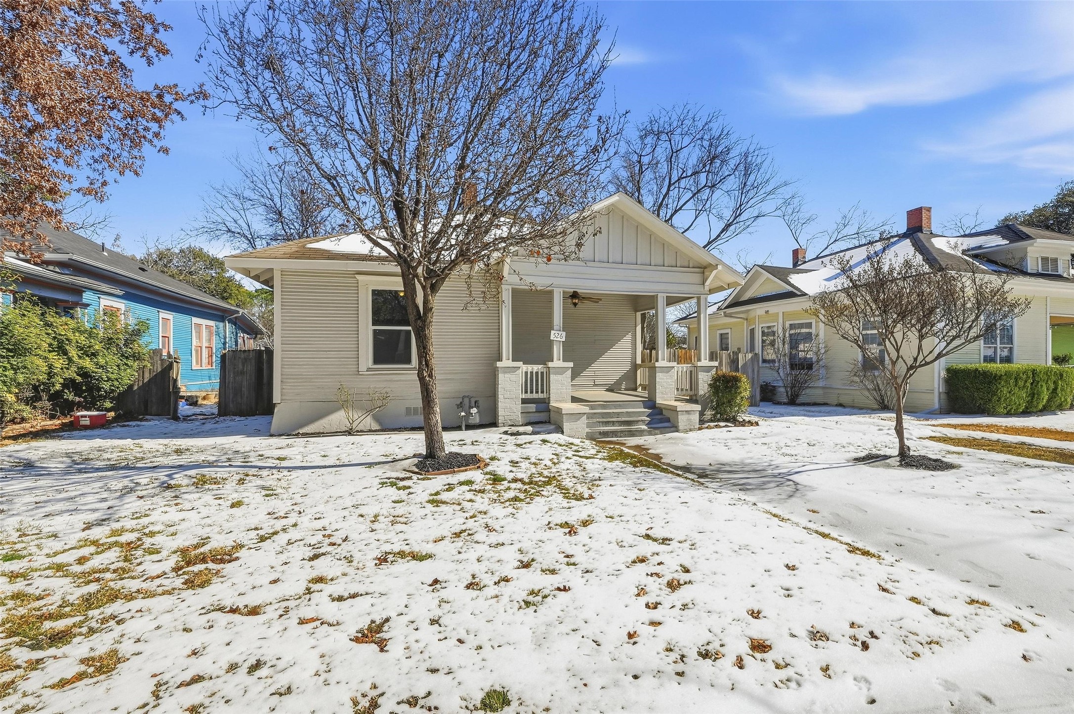 526 S Clinton Avenue Dallas TX 75208
