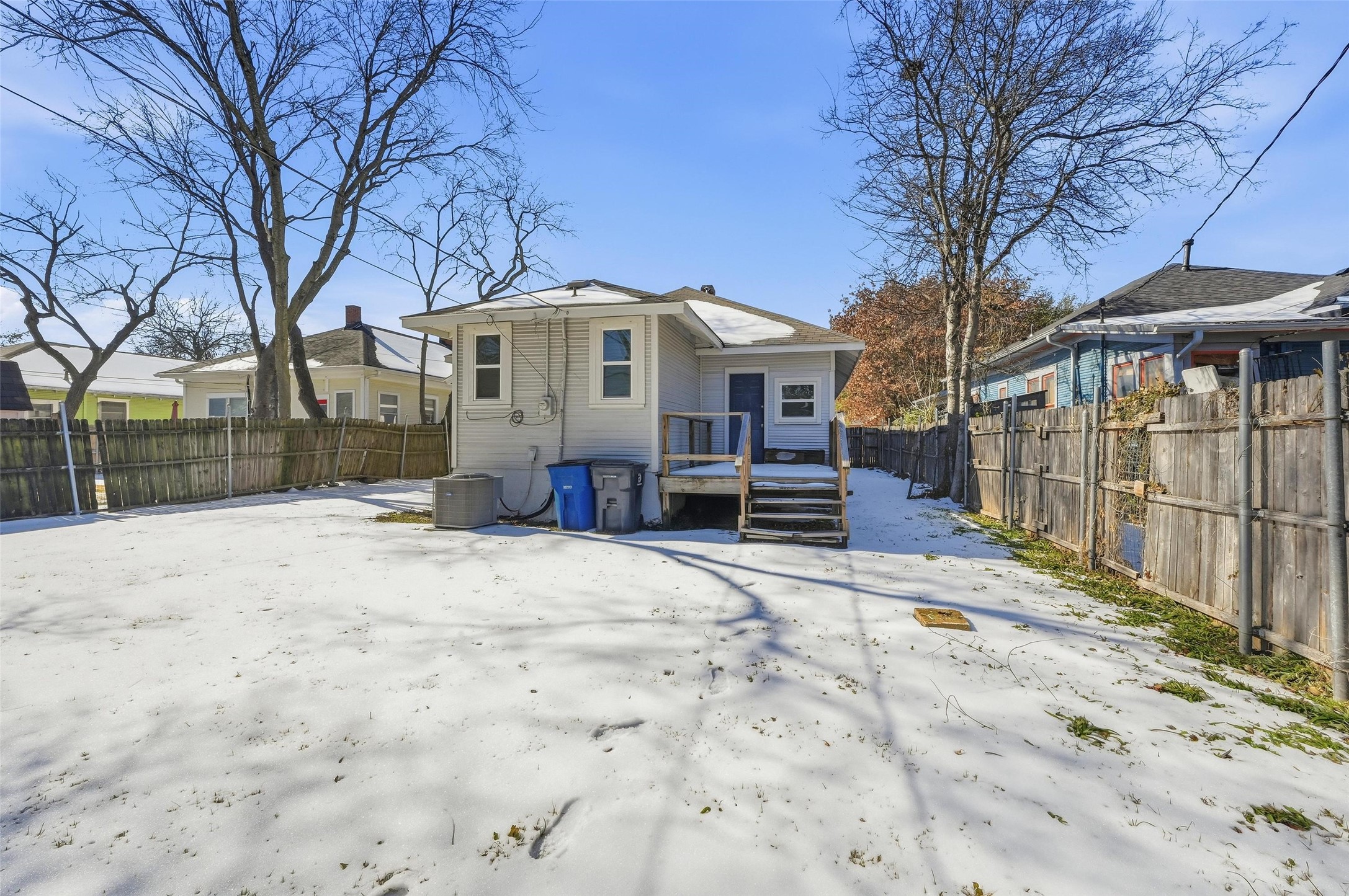 526 S Clinton Avenue Dallas TX 75208