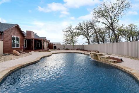 4490 County Road 2615 Bonham TX 75418