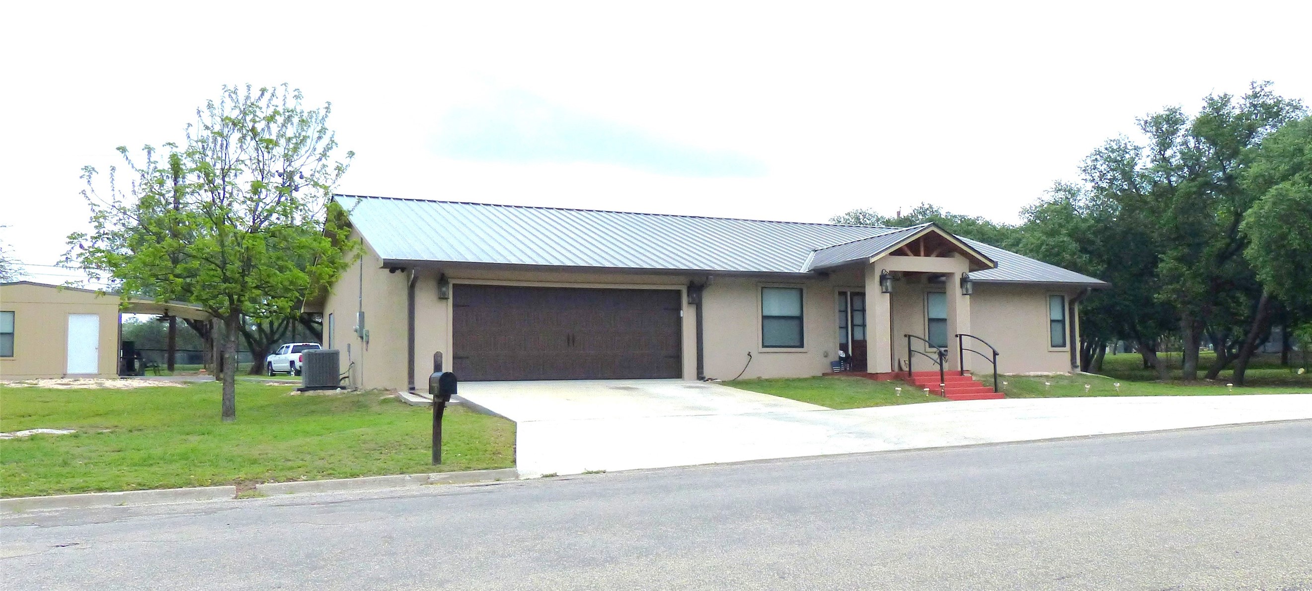 125 Parkview Brady TX 76825