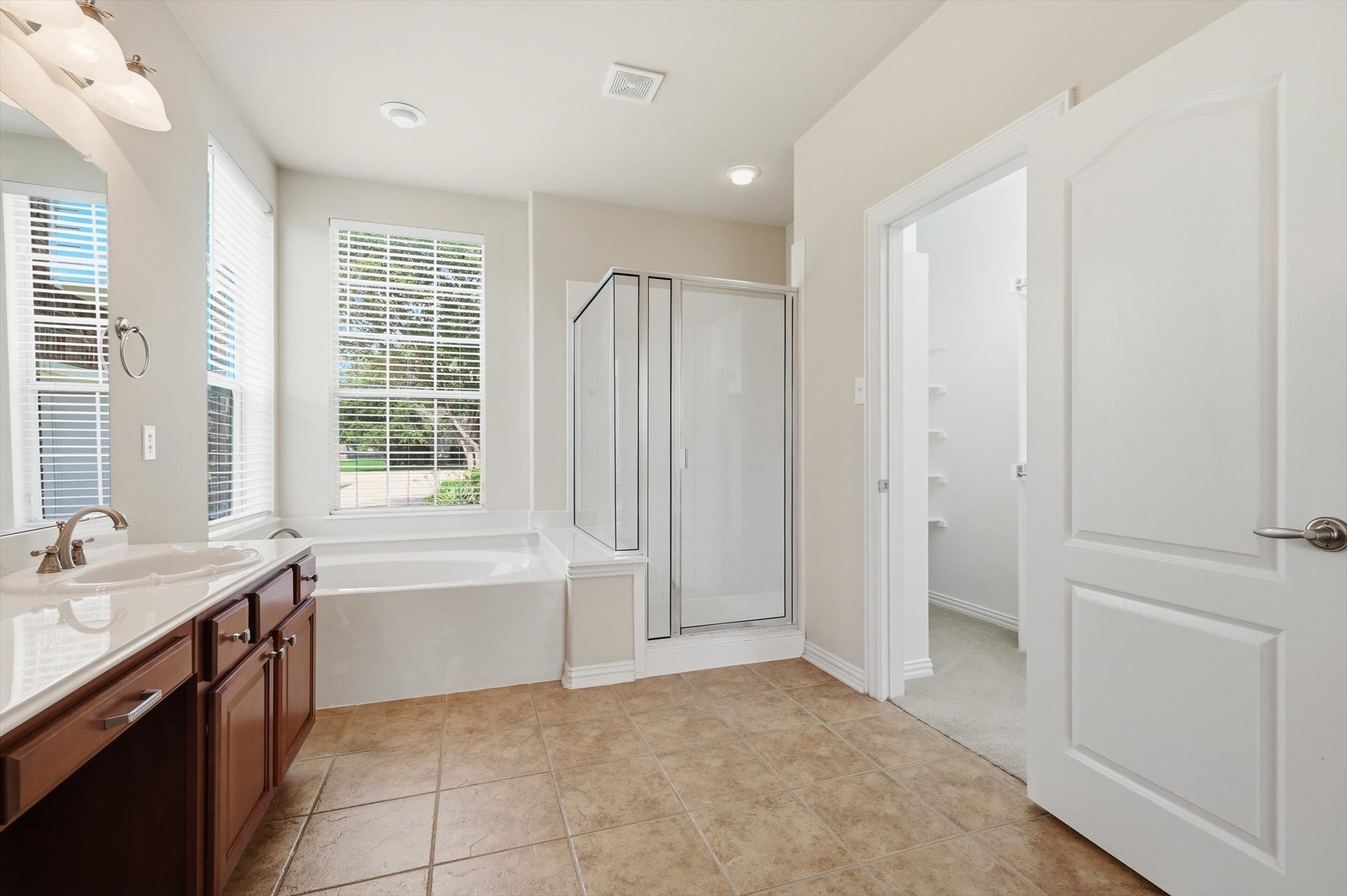 1131 Durango Circle Shady Shores TX 76208