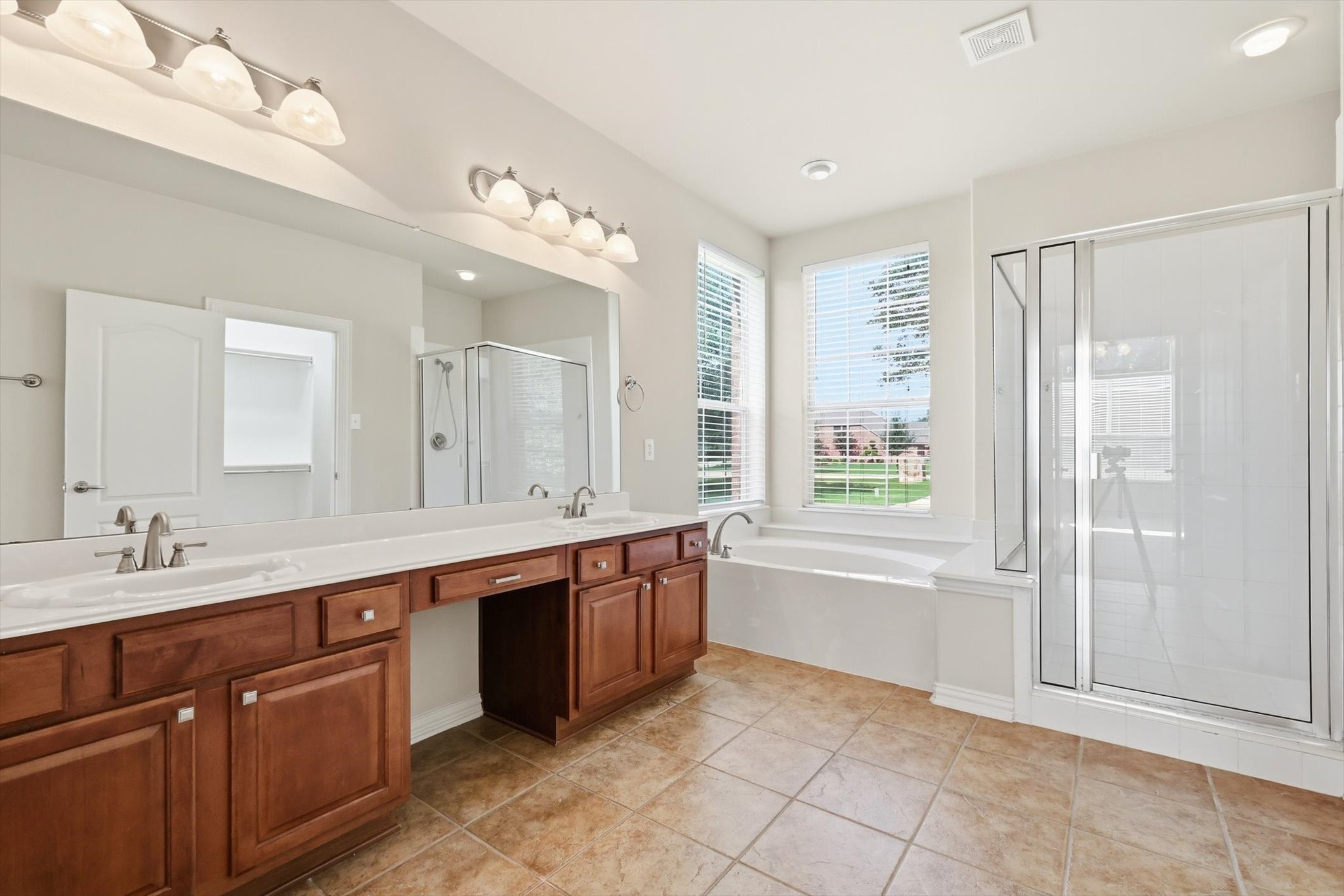 1131 Durango Circle Shady Shores TX 76208