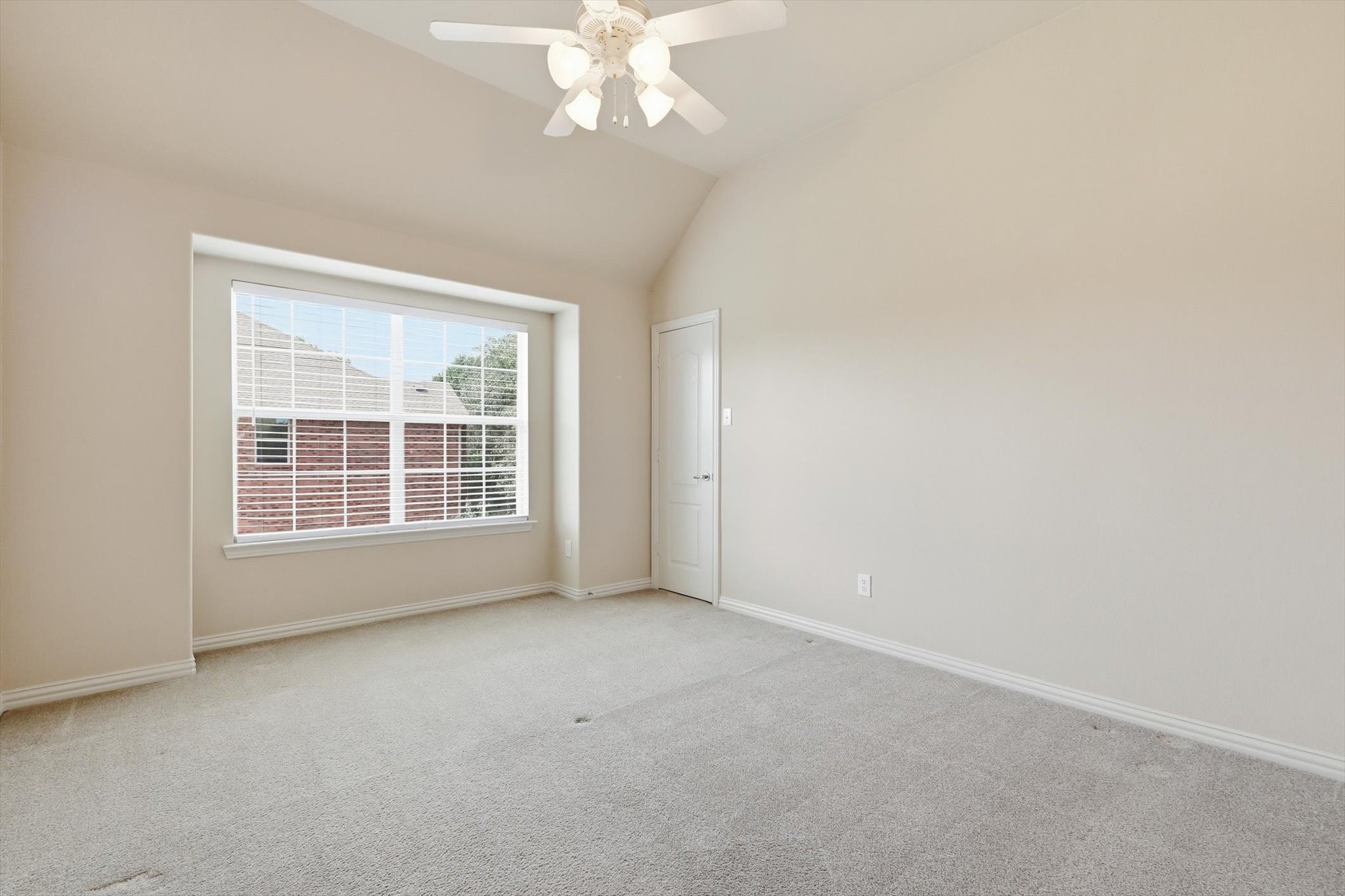 1131 Durango Circle Shady Shores TX 76208