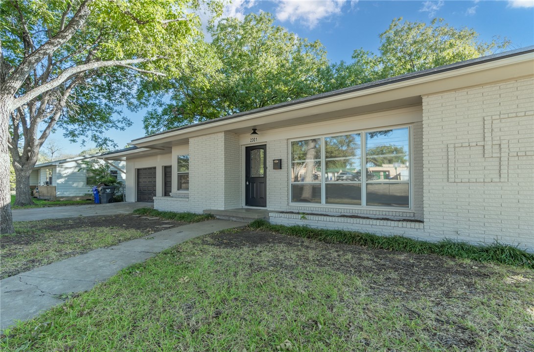2301 N 42nd Street Waco TX 76710