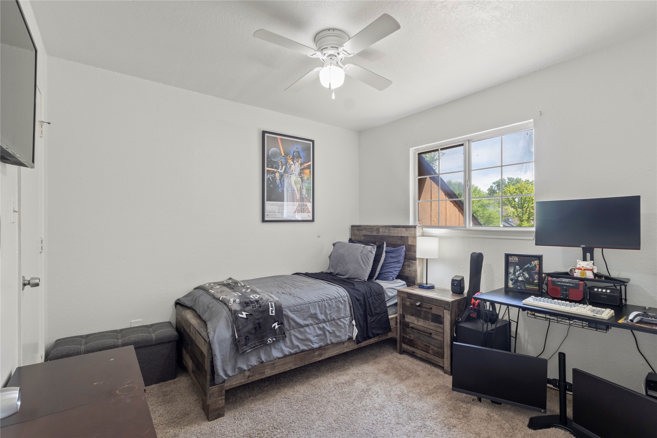 412 Victoria Grand Prairie TX 75052