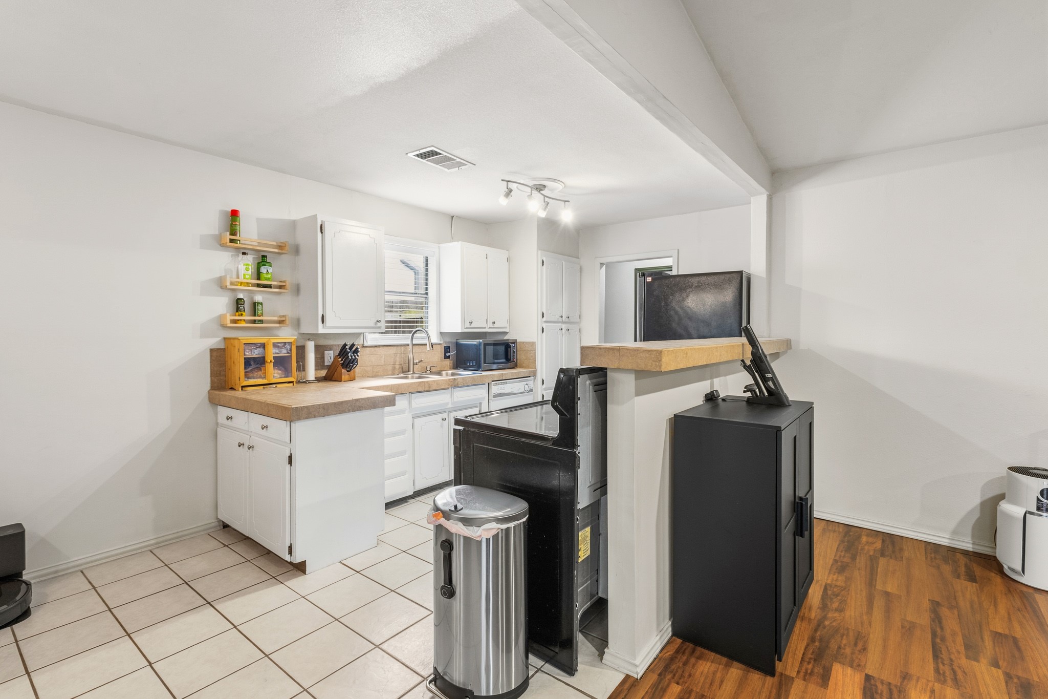 2804 Mintwood Place Arlington TX 76016