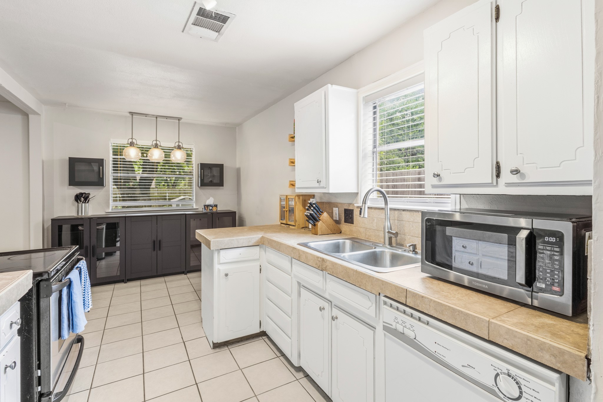 2804 Mintwood Place Arlington TX 76016