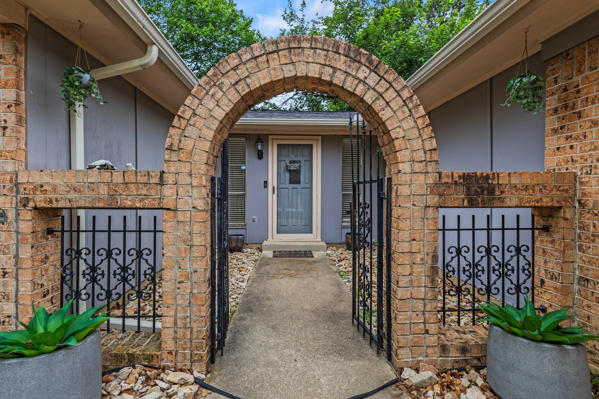 2804 Mintwood Place Arlington TX 76016