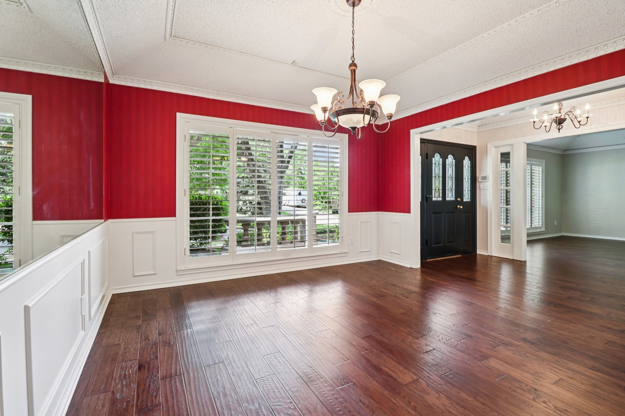 1015 Crowley Road Arlington TX 76012