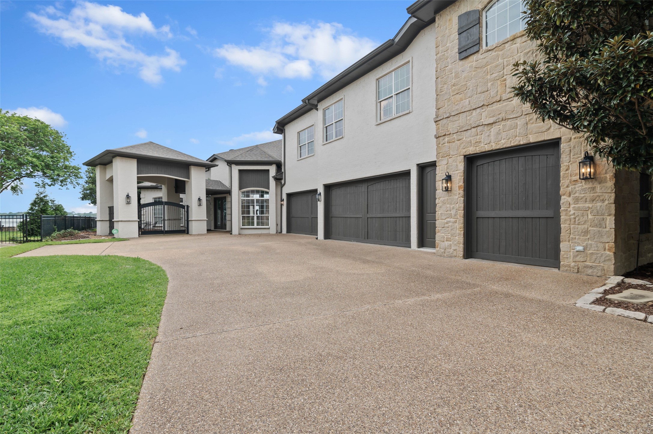 238 E Saint Andrews Drive Mabank TX 75156