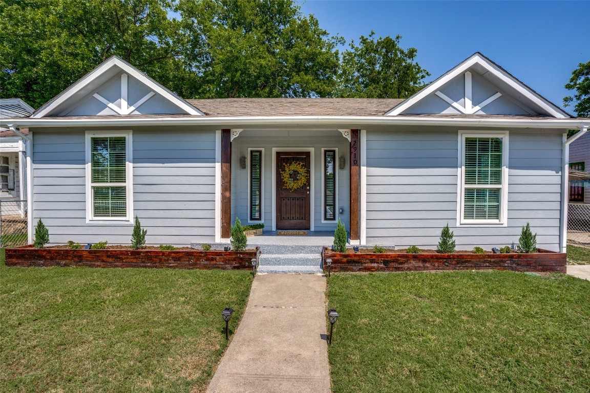 2910 S Marsalis Avenue Dallas TX 75216