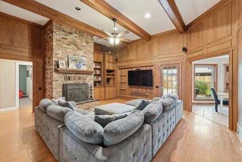 11303 Southwind Place Krum TX 76249