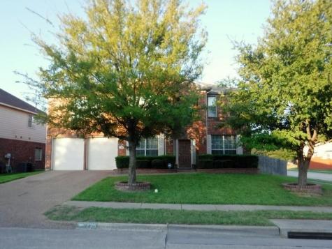 725 Magnolia Trail Desoto TX 75115