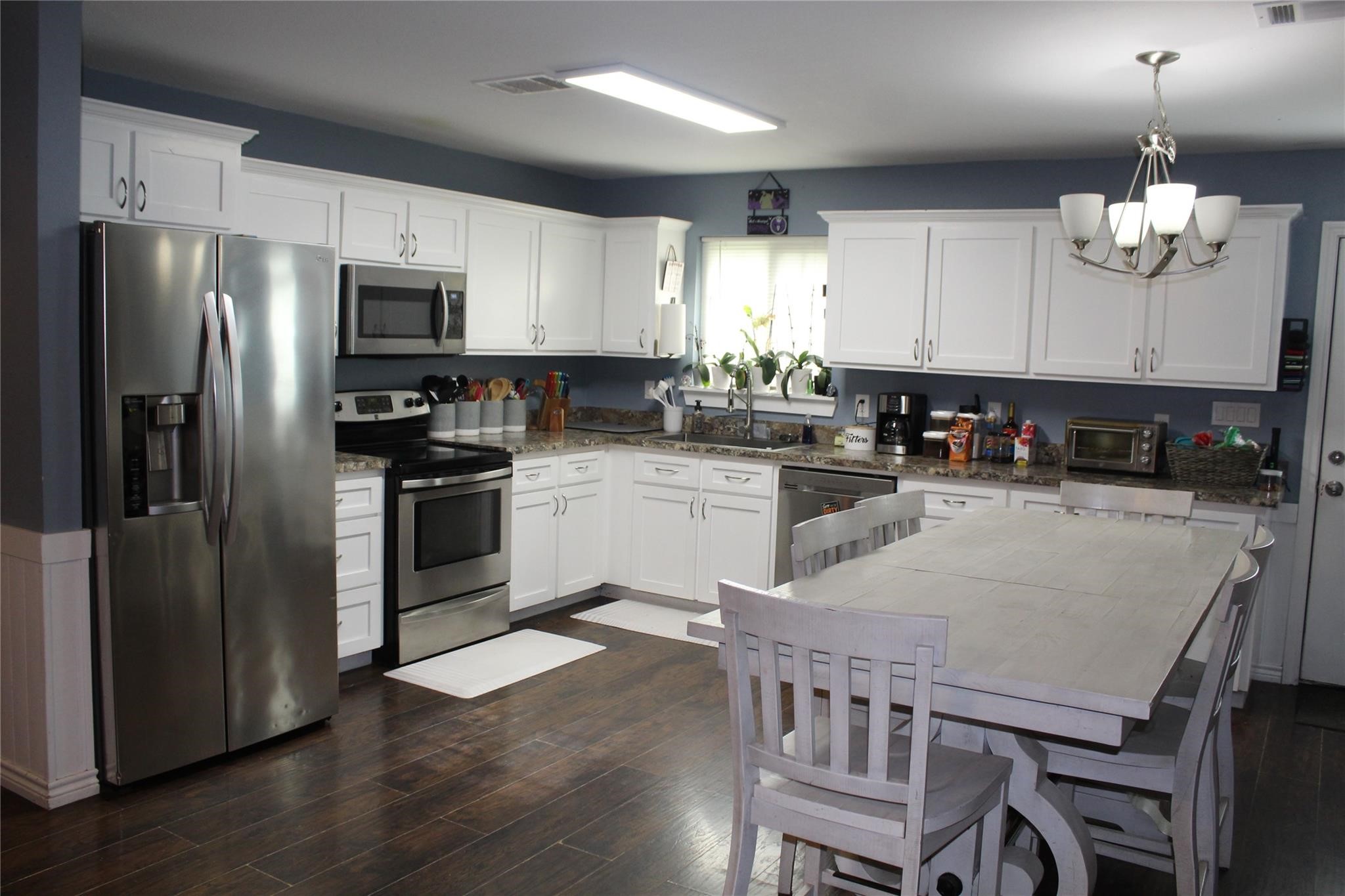 402 Cleveland Street Bailey TX 75452