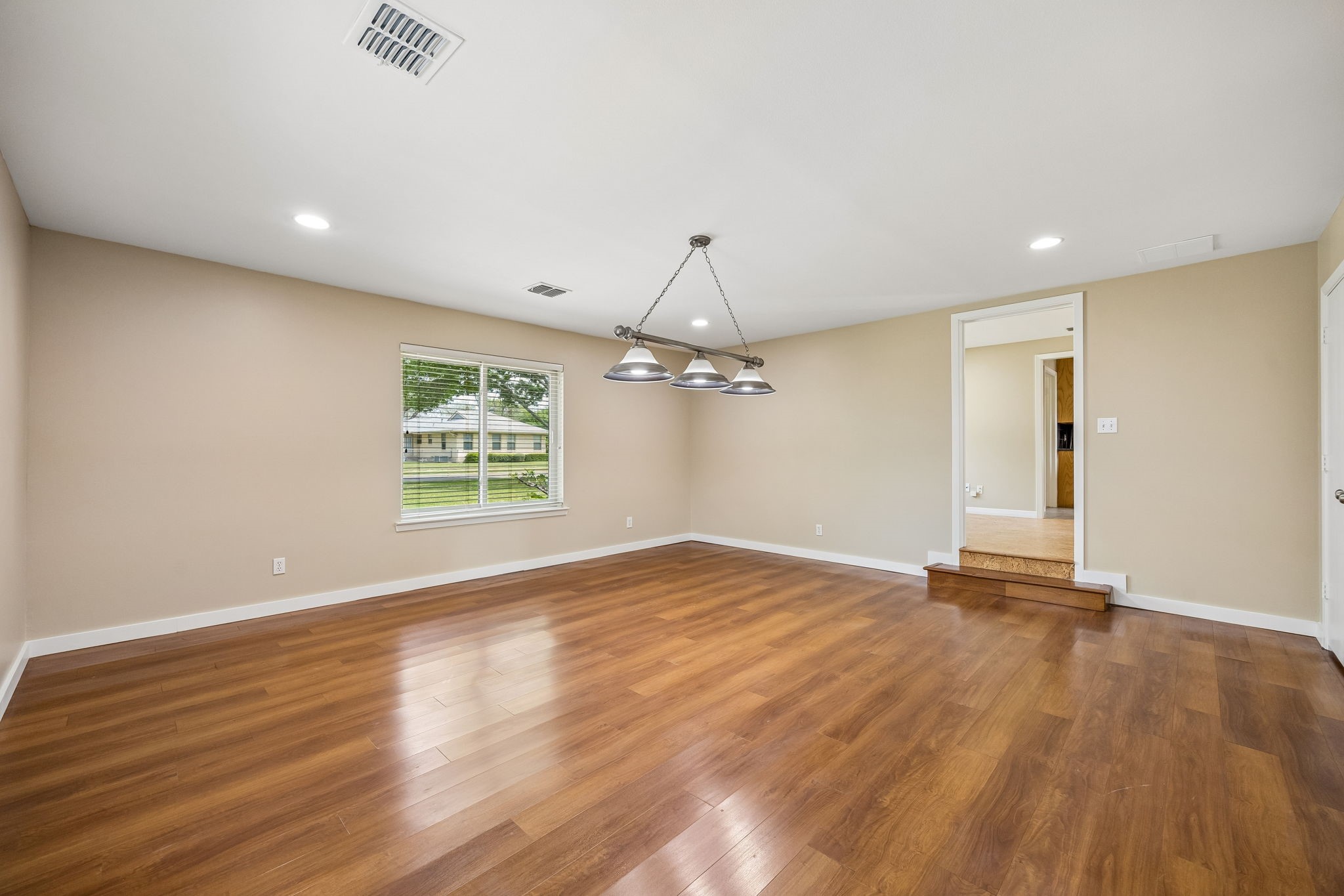1131 Wicklow Drive Dallas TX 75218
