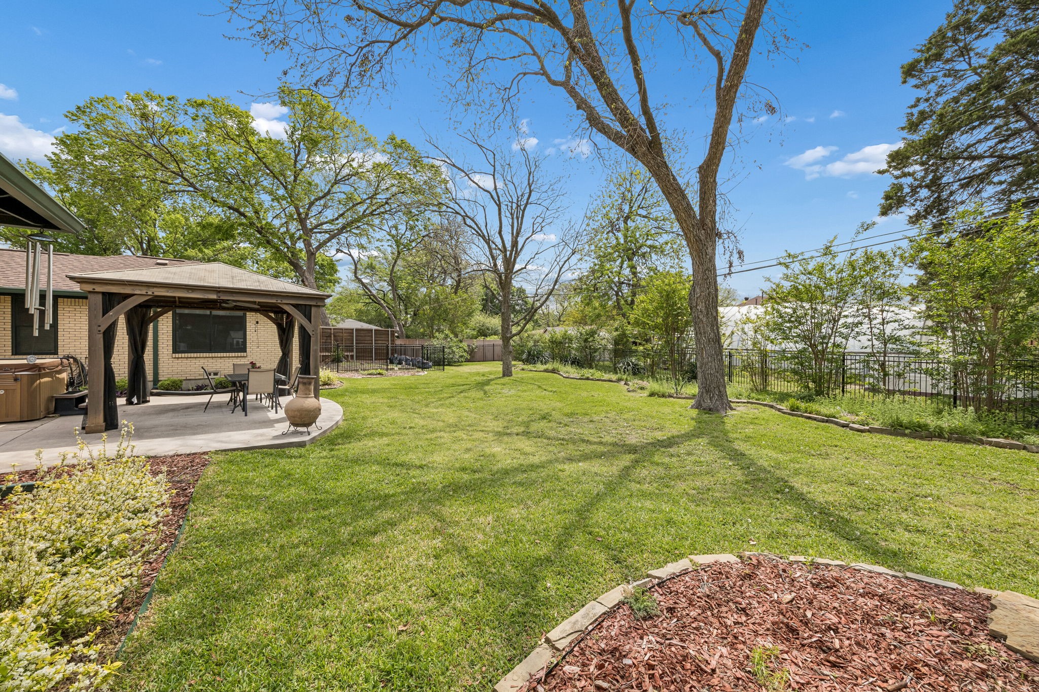 1131 Wicklow Drive Dallas TX 75218