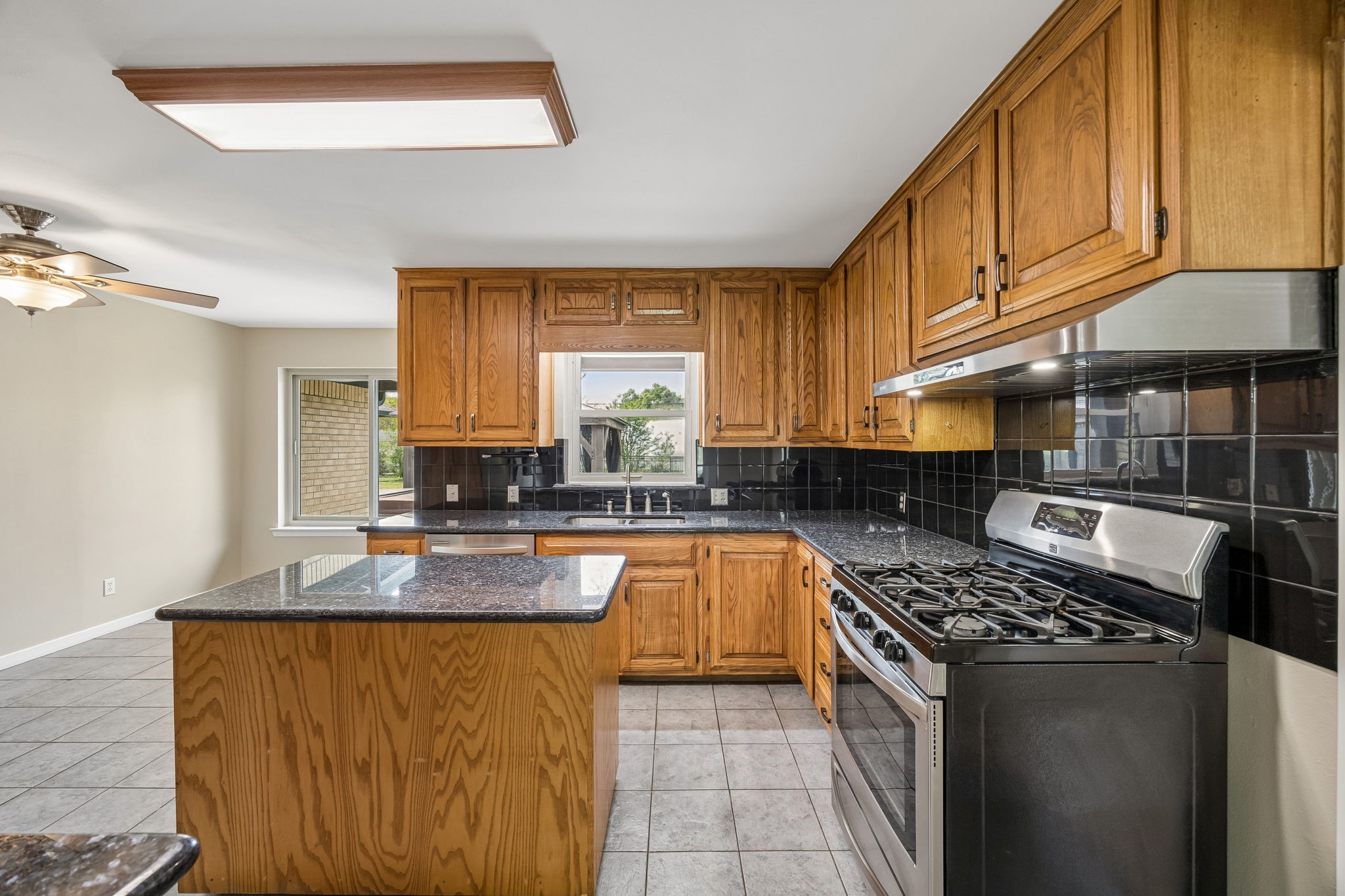 1131 Wicklow Drive Dallas TX 75218