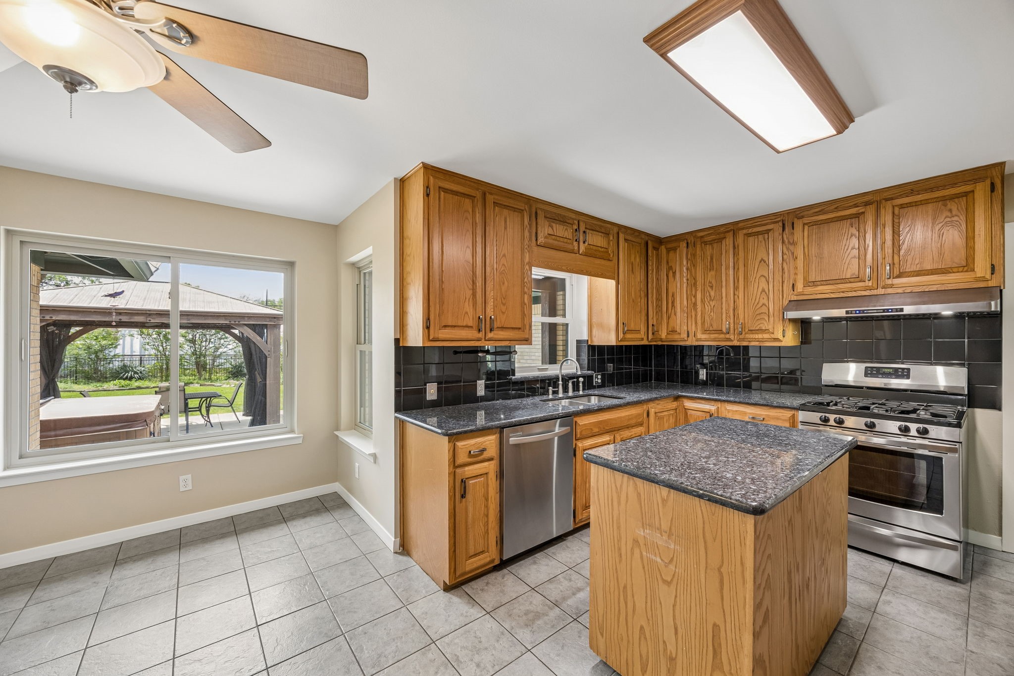 1131 Wicklow Drive Dallas TX 75218