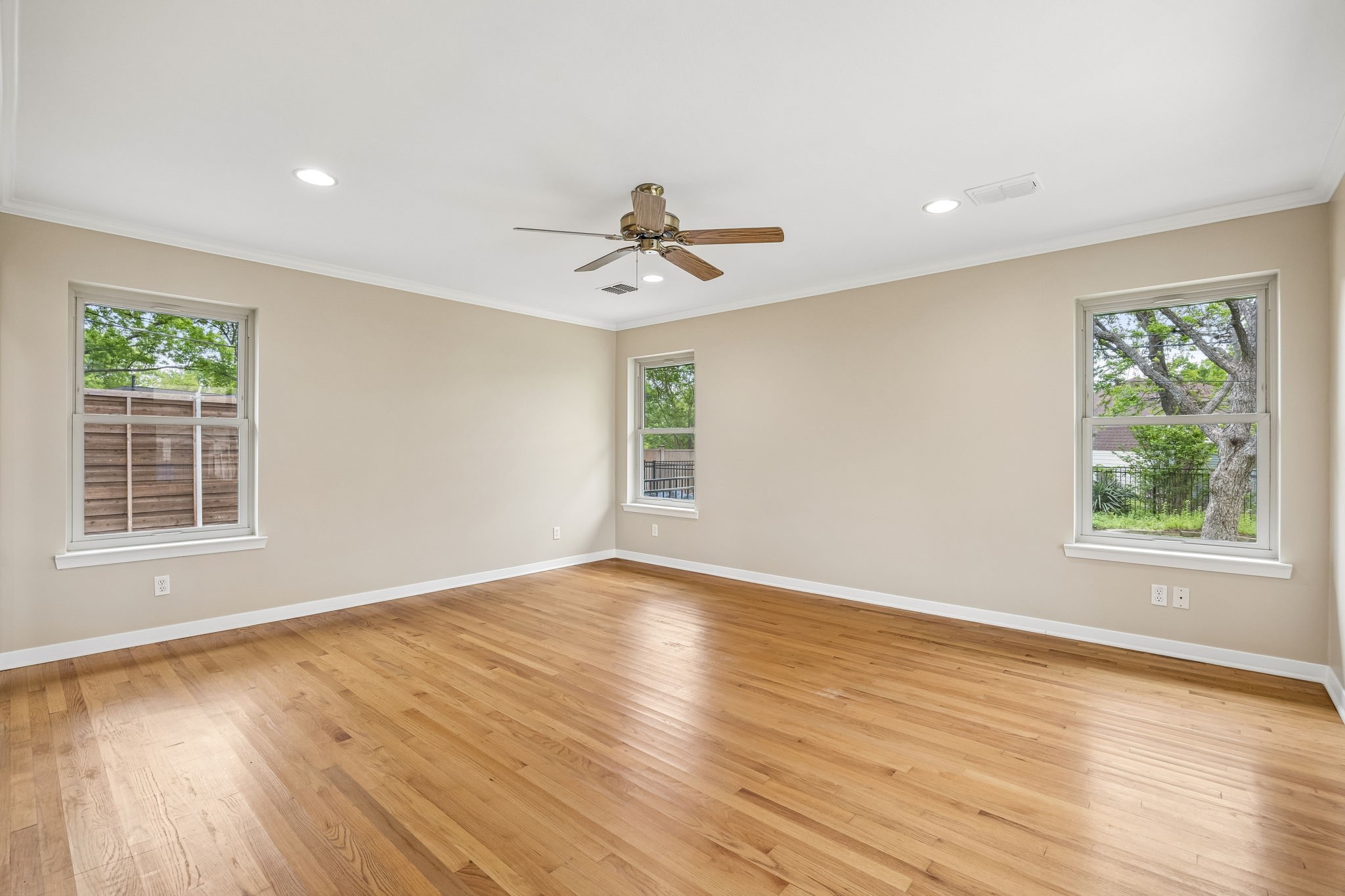 1131 Wicklow Drive Dallas TX 75218